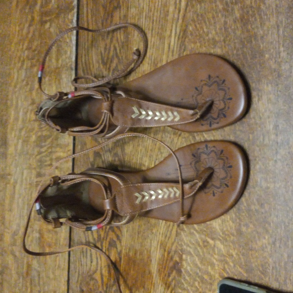 Size 7 Maurices Anna Boho peasant sandals